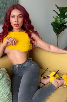 Nina Mello